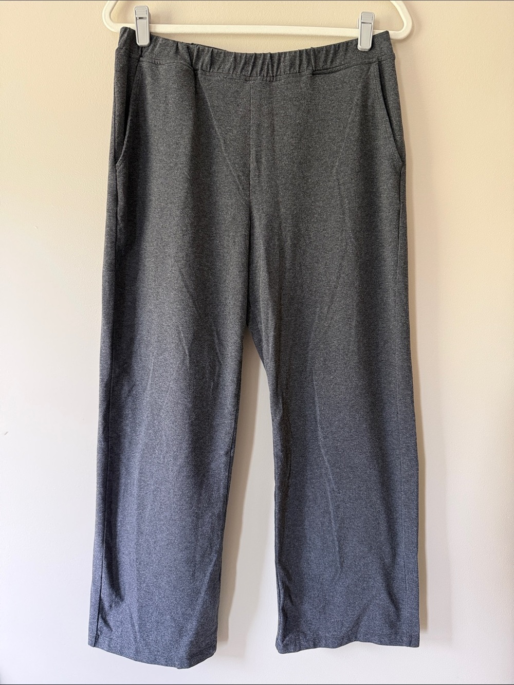 Saint + Sofia Apartment Pant in Charcoal